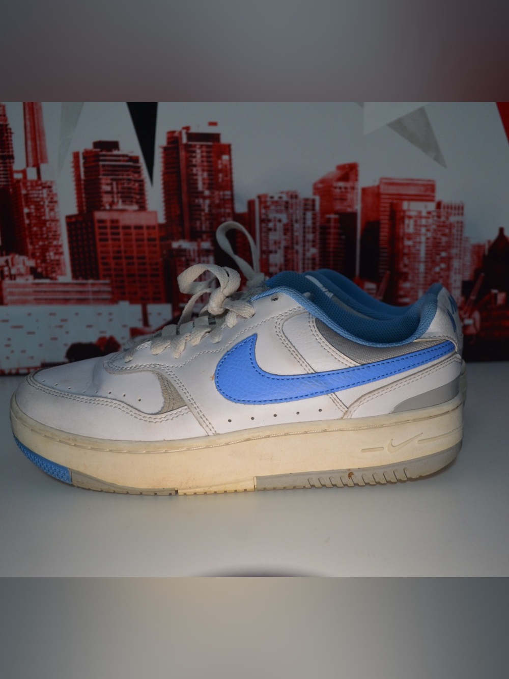 Nike women White & Light Blue Low-Top Sneakers